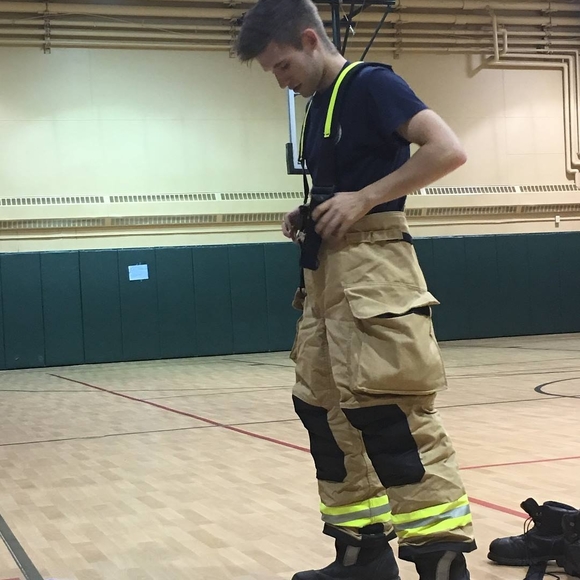 Meet your Posher, Austin - Picture 1 of 1